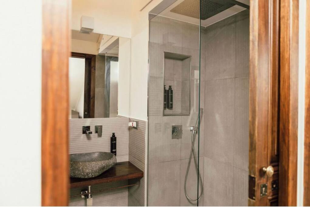 Appartamento Casa Savo - Parcheggio Gratuito Nella Blu Area Genova